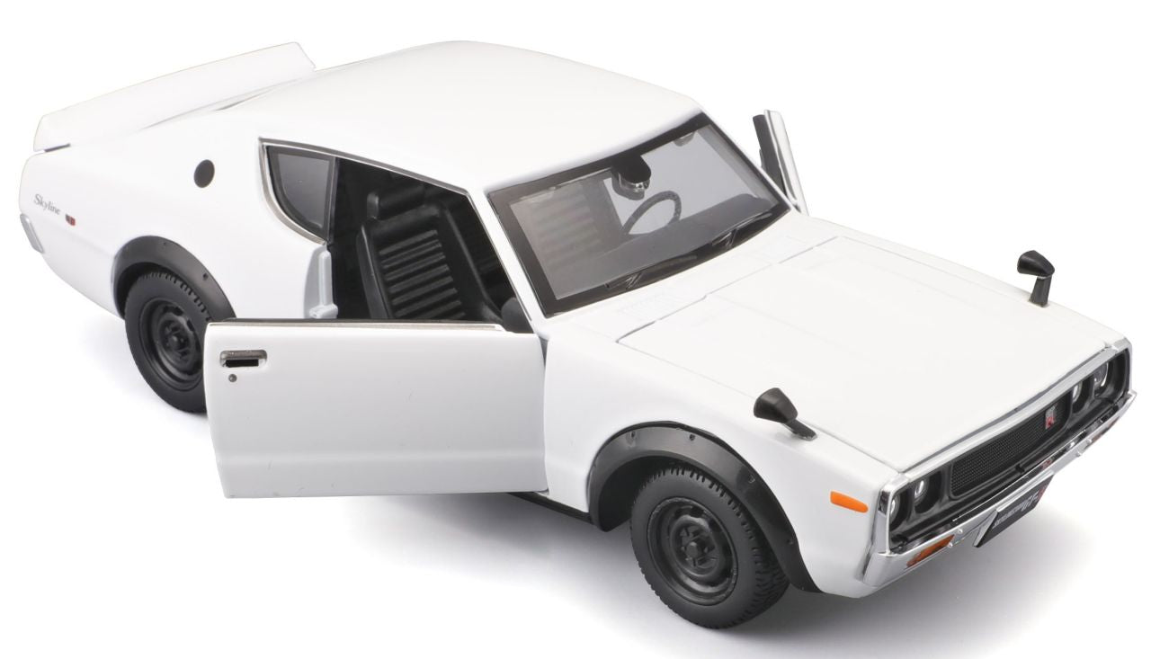 Nissan Skyline 2000 GT-R 1973 (KPGC110) 1/24 weiss - RCXX - RC Racing Shop | RC Models | Tuning & Spare Parts for Professionals