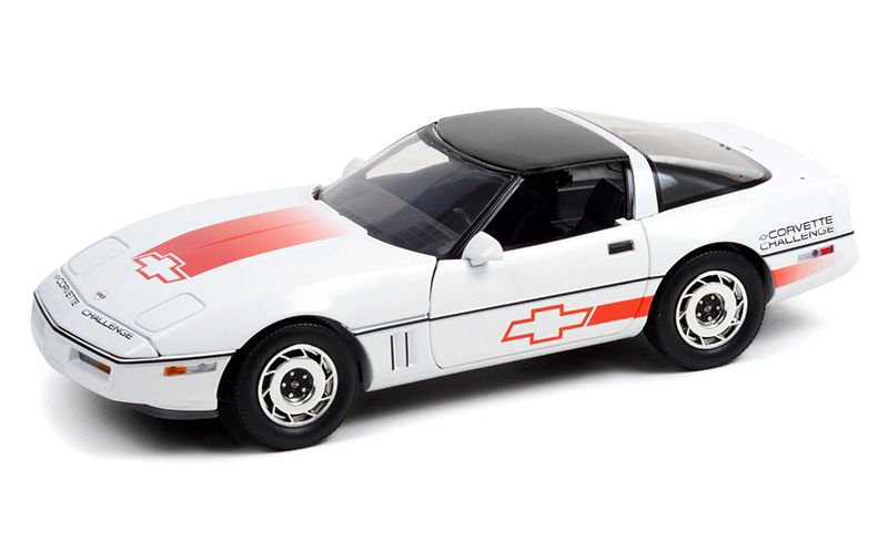 1988 Chevrolet Corvette C4 white, orange 1/18 - 13596