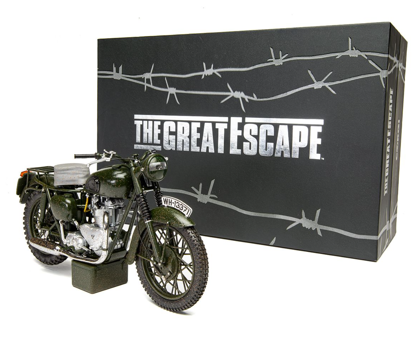 The Great Escape Triumph TR6 Trophy Motorcycle (Weathered) - 1:12 Scale - CC08501