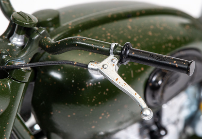 The Great Escape Triumph TR6 Trophy Motorcycle (Weathered) - 1:12 Scale - CC08501